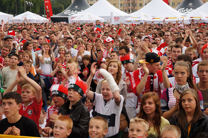 Polska - Grecja w Elbląskiej Strefie Kibica zdjęcie nr 57905