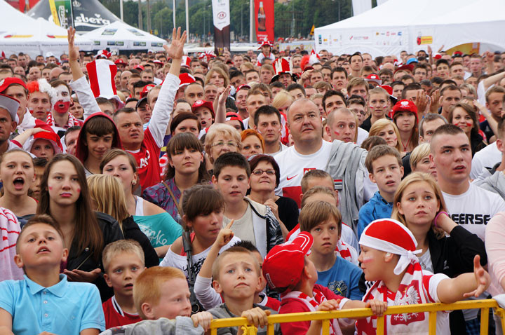 Polska - Grecja w Elbląskiej Strefie Kibica zdjęcie nr 57910