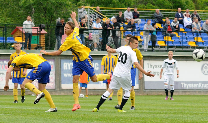 Olimpia 2004 Elbląg-Zagłębie Lubin 0:2 (0:1) zdjęcie nr 58371