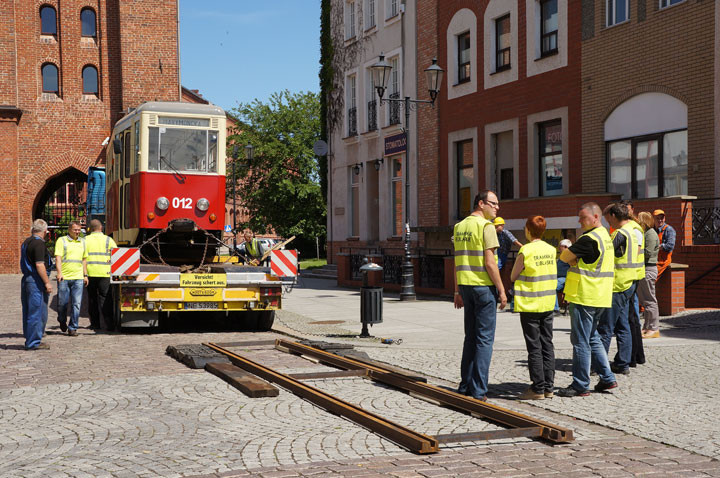 Tramwaj 5N stanął na Starówce zdjęcie nr 58896