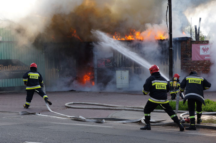Pożar sklepu i warsztatu na Sopockiej zdjęcie nr 59592