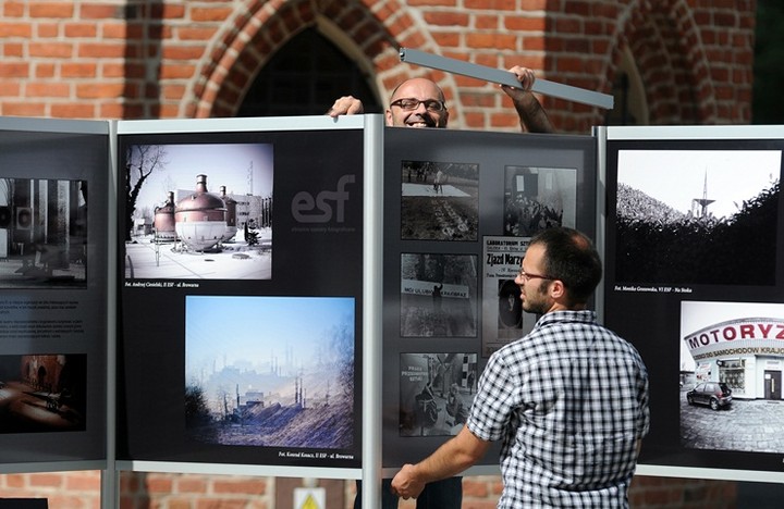 W poszukiwaniu ciekawych kadrów zdjęcie nr 59816