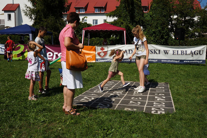 Rodzinny festyn sportowo-rekreacyjny „Wspólna zabawa łączy pokolenia” zdjęcie nr 59829