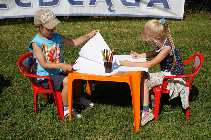 Rodzinny festyn sportowo-rekreacyjny „Wspólna zabawa łączy pokolenia” zdjęcie nr 59831