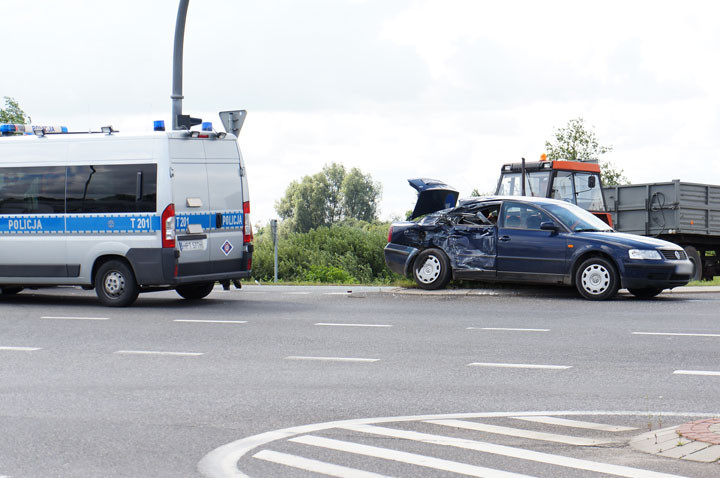 Żuławska-obwodnica: zderzenie dwóch pojazdów zdjęcie nr 59997