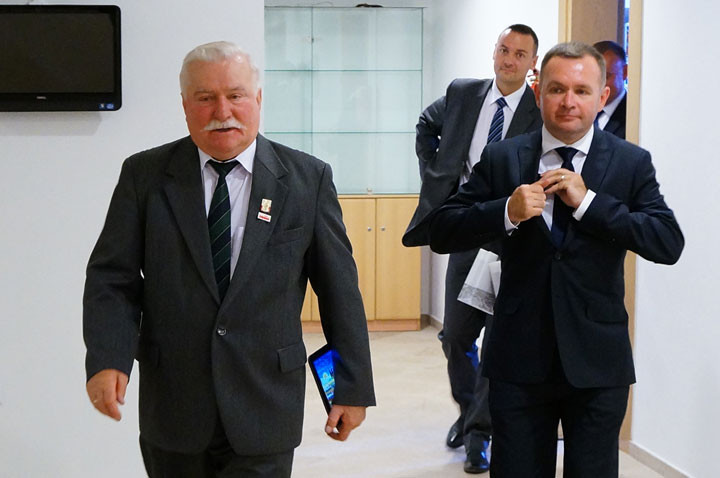 Ani wieńce, ani kwiaty zdjęcie nr 60490