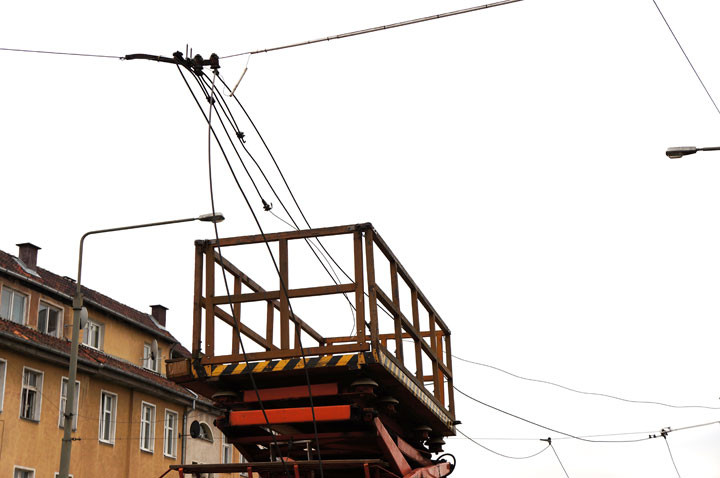 Wywrotka zerwała trakcję tramwajową zdjęcie nr 60881