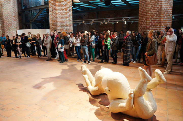 Samotność w Galerii zdjęcie nr 60959