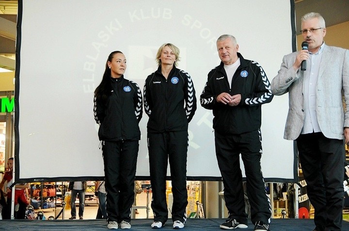 trenerzy: Alicja Mucharska, Justyna Stelina, Jerzy Ciepliński