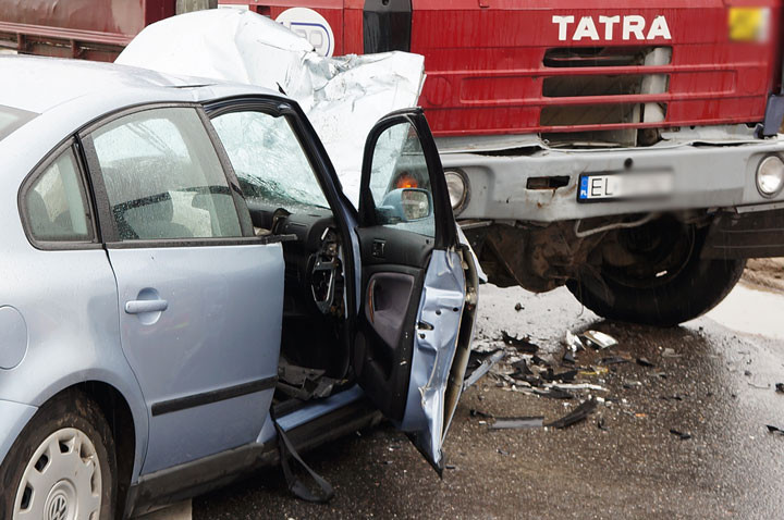 Nowina: wypadek na starej "siódemce" zdjęcie nr 61116