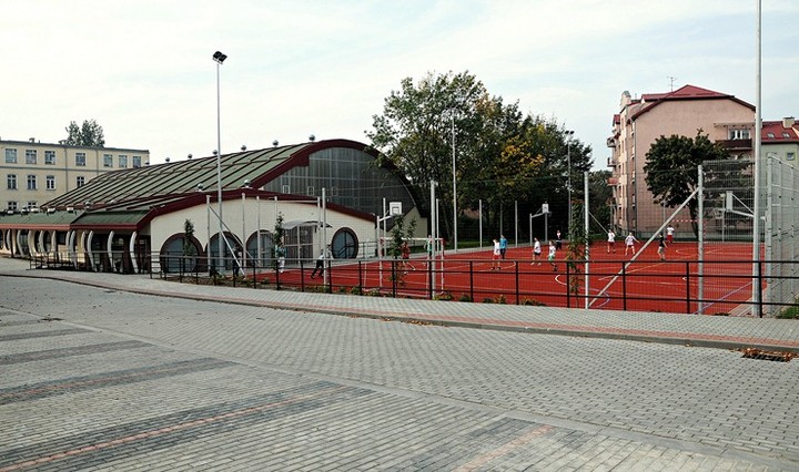 Nowa hala sportowa zdjęcie nr 61839