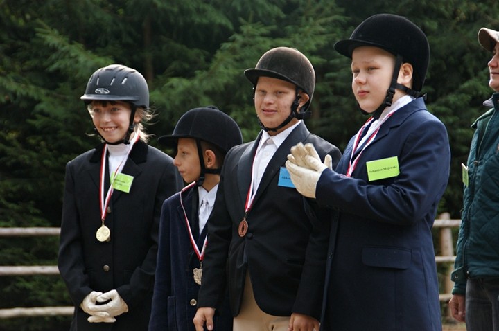 Medalowa jazda konna uczniów SOSW Nr 1 zdjęcie nr 62081