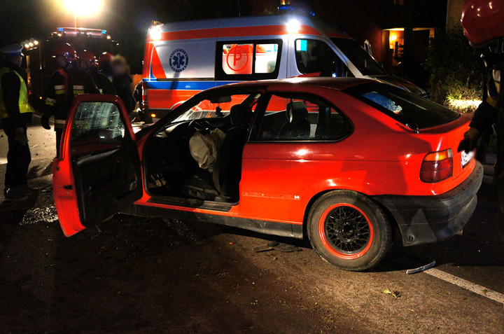 Wypadek na Orzeszkowej: dwie osoby ranne zdjęcie nr 62146