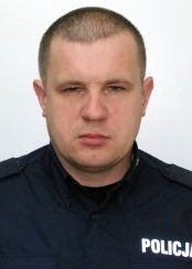 Nr 8. mł. asp. Mirosław Ilczuk,Posterunek Policji w Tolkmicku. Miejscowości: Janówek, Kadyny, Kikoły, Ostrogóra,