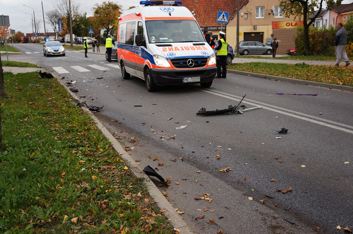 Wypadek na Niepodległości: dwie osoby ranne zdjęcie nr 62711