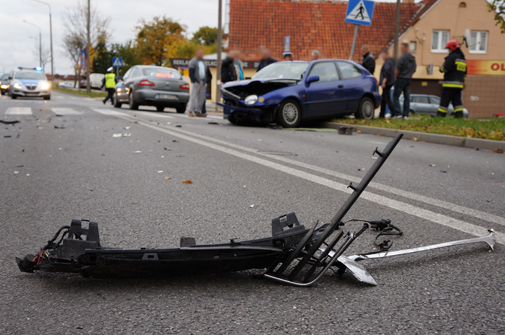 Wypadek na Niepodległości: dwie osoby ranne zdjęcie nr 62716