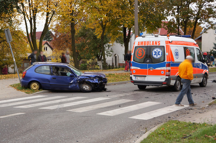 Wypadek na Niepodległości: dwie osoby ranne zdjęcie nr 62705