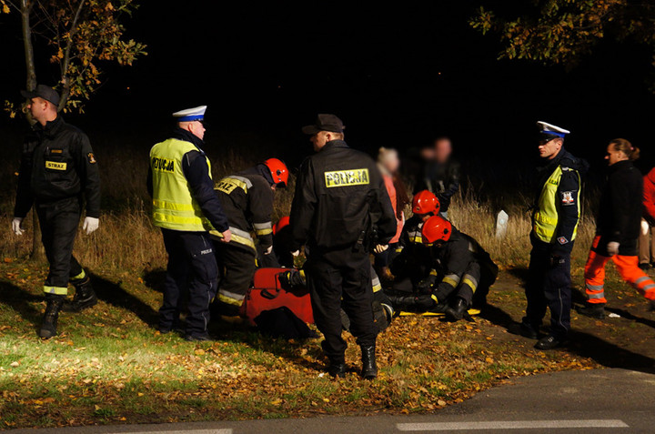 Wypadek na Łęczyckiej: cztery osoby ranne zdjęcie nr 62867