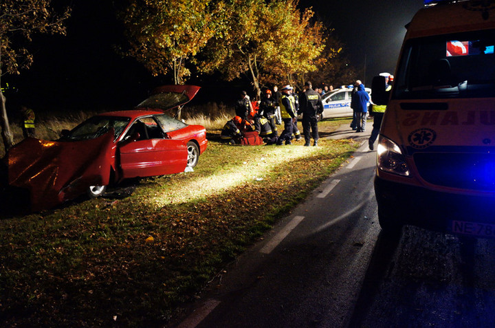 Wypadek na Łęczyckiej: cztery osoby ranne zdjęcie nr 62866