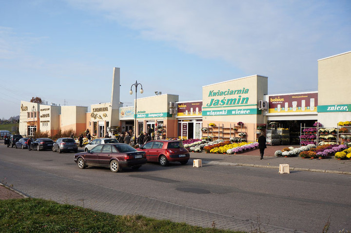 Przed Świętem Zmarłych zdjęcie nr 62956