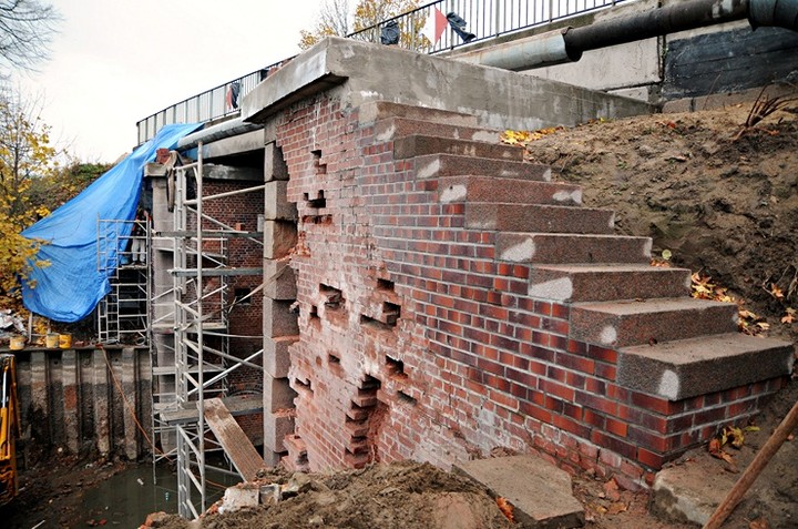 Kończy się remont wrót w Kępie Rybackiej zdjęcie nr 63189