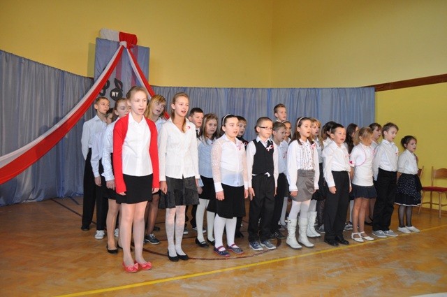 3. Międzyszkolny Konkurs Piosenki Patriotycznej zdjęcie nr 63363