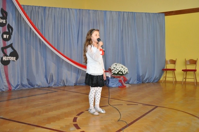 3. Międzyszkolny Konkurs Piosenki Patriotycznej zdjęcie nr 63365