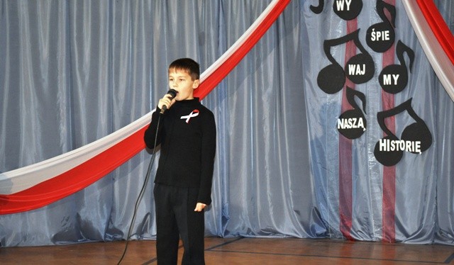 3. Międzyszkolny Konkurs Piosenki Patriotycznej zdjęcie nr 63369