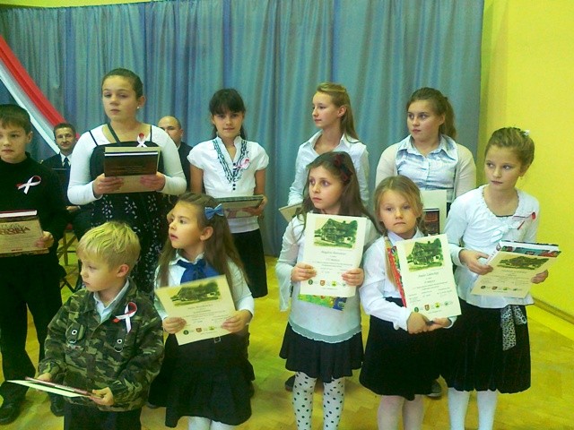 3. Międzyszkolny Konkurs Piosenki Patriotycznej zdjęcie nr 63343