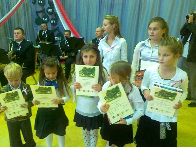 3. Międzyszkolny Konkurs Piosenki Patriotycznej zdjęcie nr 63341