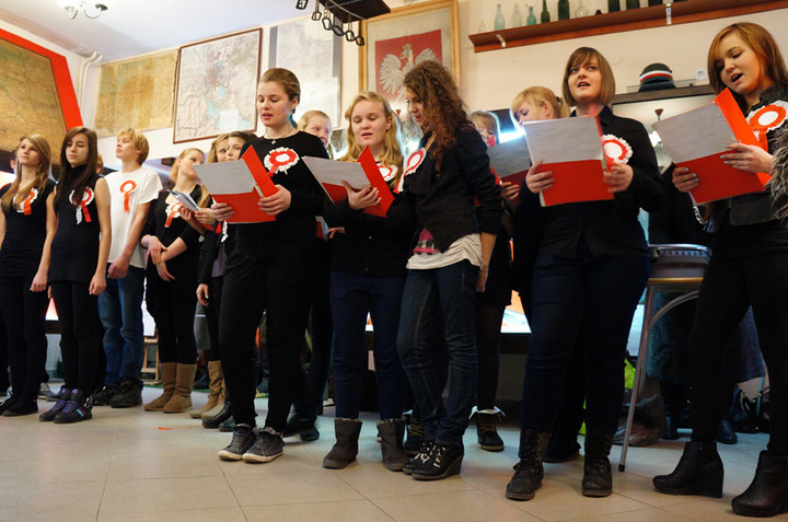 Wystawa poświęcona Świętu Niepodległości zdjęcie nr 63401