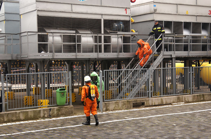 Strażackie ćwiczenia w elbląskim browarze zdjęcie nr 63661