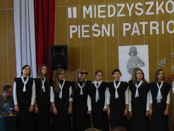 II Międzyszkolny Przegląd Pieśni Patriotycznej zdjęcie nr 63761