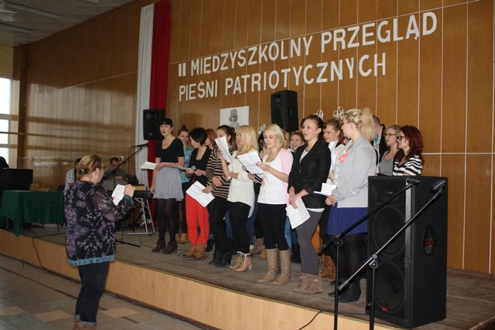 II Międzyszkolny Przegląd Pieśni Patriotycznej zdjęcie nr 63748