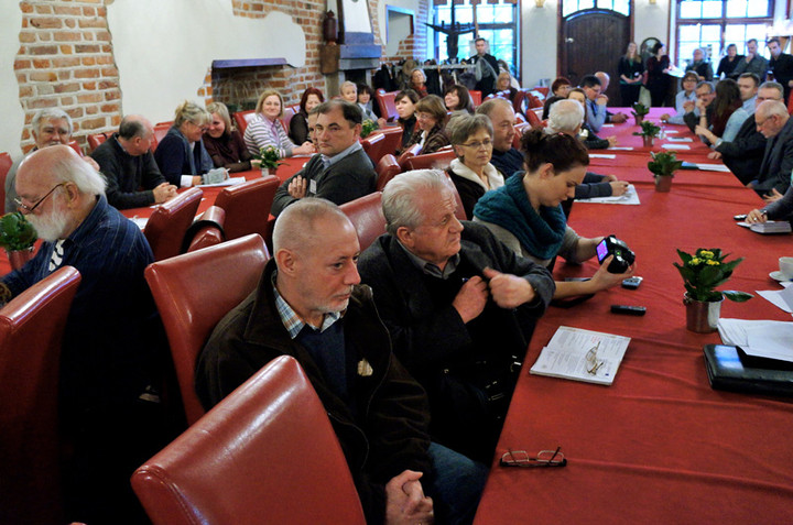 Ponad granicami zdjęcie nr 63856