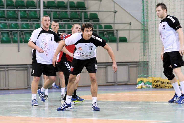 KS Meble Wójcik przegrał z Kar-Do Gdynia 24:28 zdjęcie nr 65282