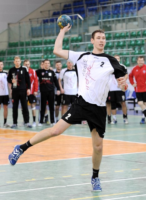 KS Wójcik Meble wygrał z Pomezanią Malbork  31:29 zdjęcie nr 65299