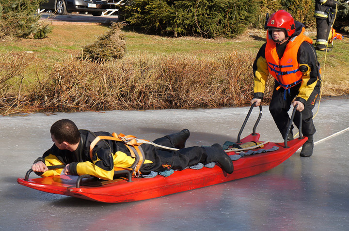 Pokaz ratownictwa lodowego zdjęcie nr 66562