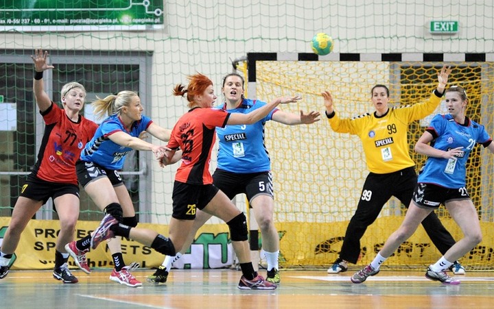 Start przegrał z mistrzem Polski zdjęcie nr 66739