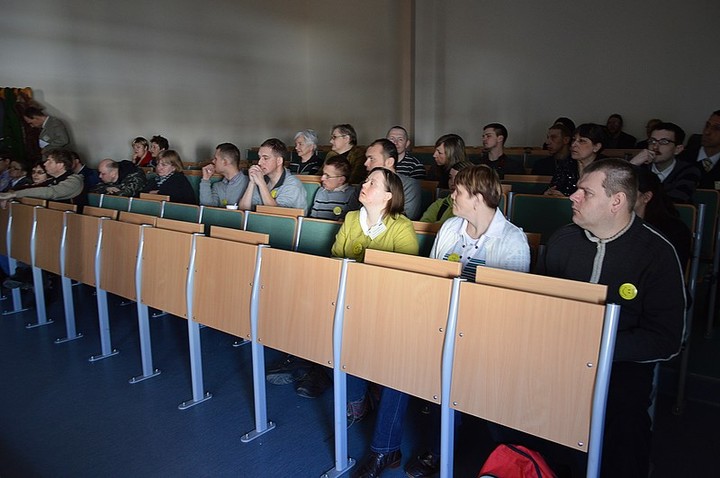 Konferencja osób niepełnosprawnych zdjęcie nr 67422