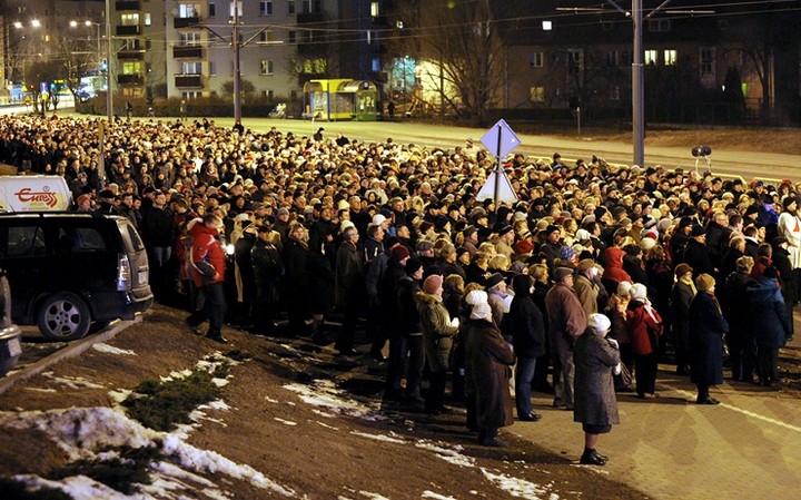 Procesja Drogi Krzyżowej zdjęcie nr 67506