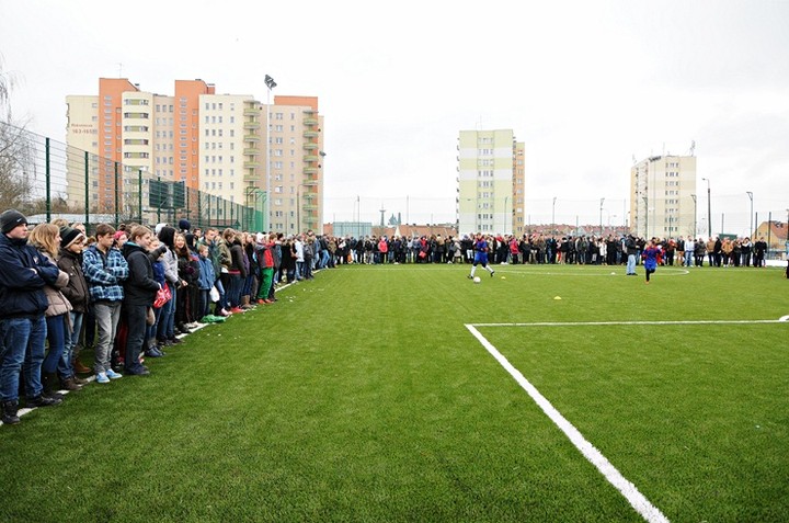 Otwarcie orlika przy Gimnazjum nr 2 zdjęcie nr 67807