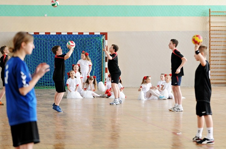 Otwarcie orlika przy SP nr 9 zdjęcie nr 67848