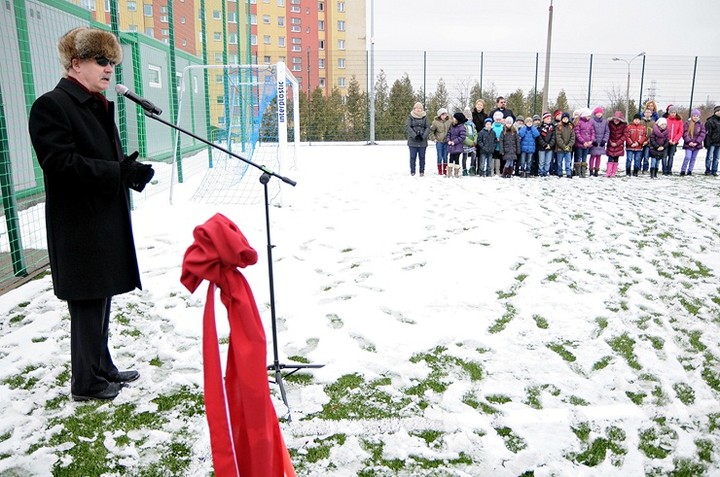 Otwarcie orlika przy SP nr 9 zdjęcie nr 67841