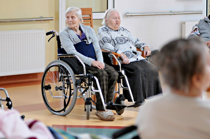 Zebranie owszem, byle przed serialem… zdjęcie nr 68847