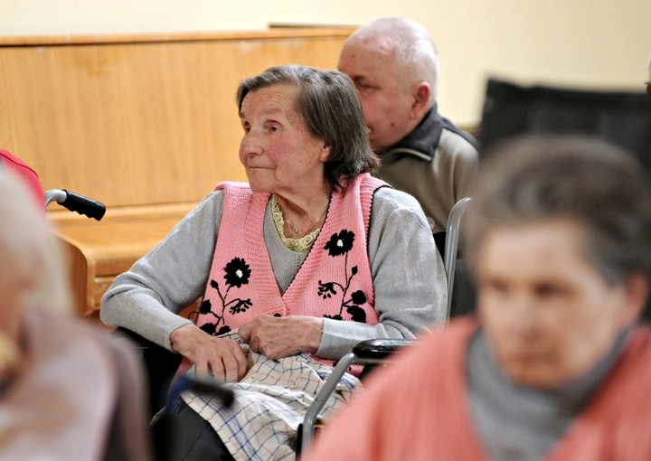 Zebranie owszem, byle przed serialem… zdjęcie nr 68853