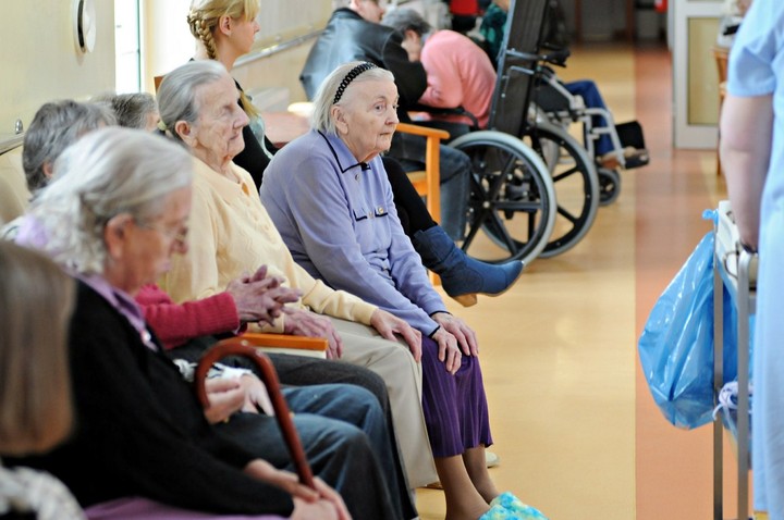 Zebranie owszem, byle przed serialem… zdjęcie nr 68845