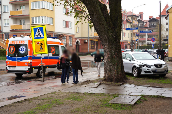 Robotnicza: zderzenie dwóch pojazdów zdjęcie nr 68967