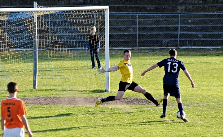 Concordia przegrała z Unią zdjęcie nr 69038