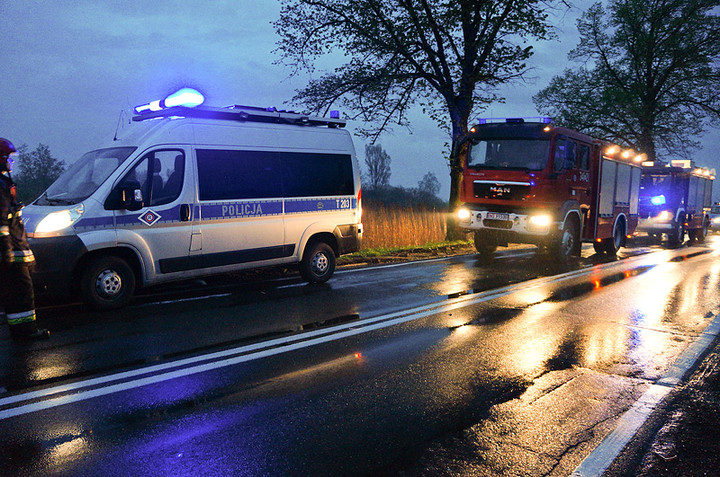 Karczowiska Górne: dachowanie fordem zdjęcie nr 69460